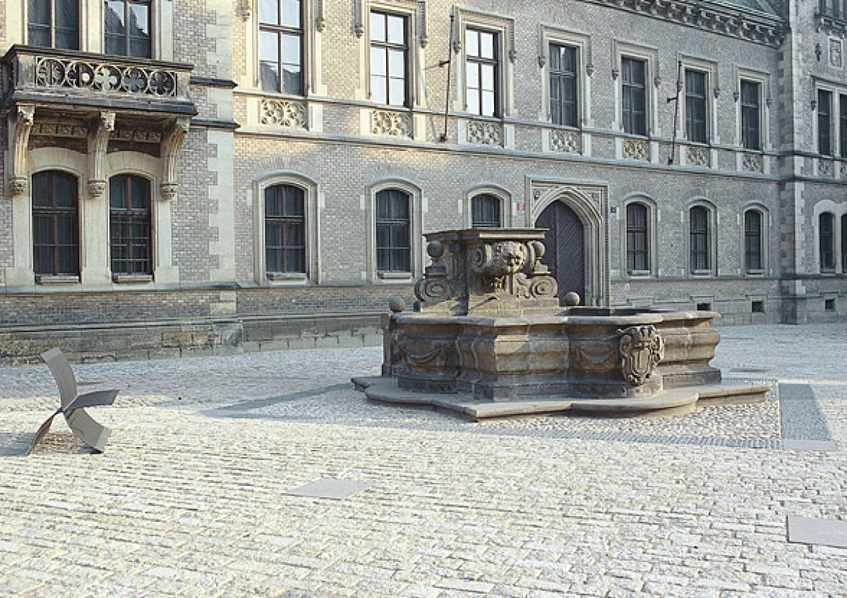Úpravy Jiřského náměstí na Pražském hradě